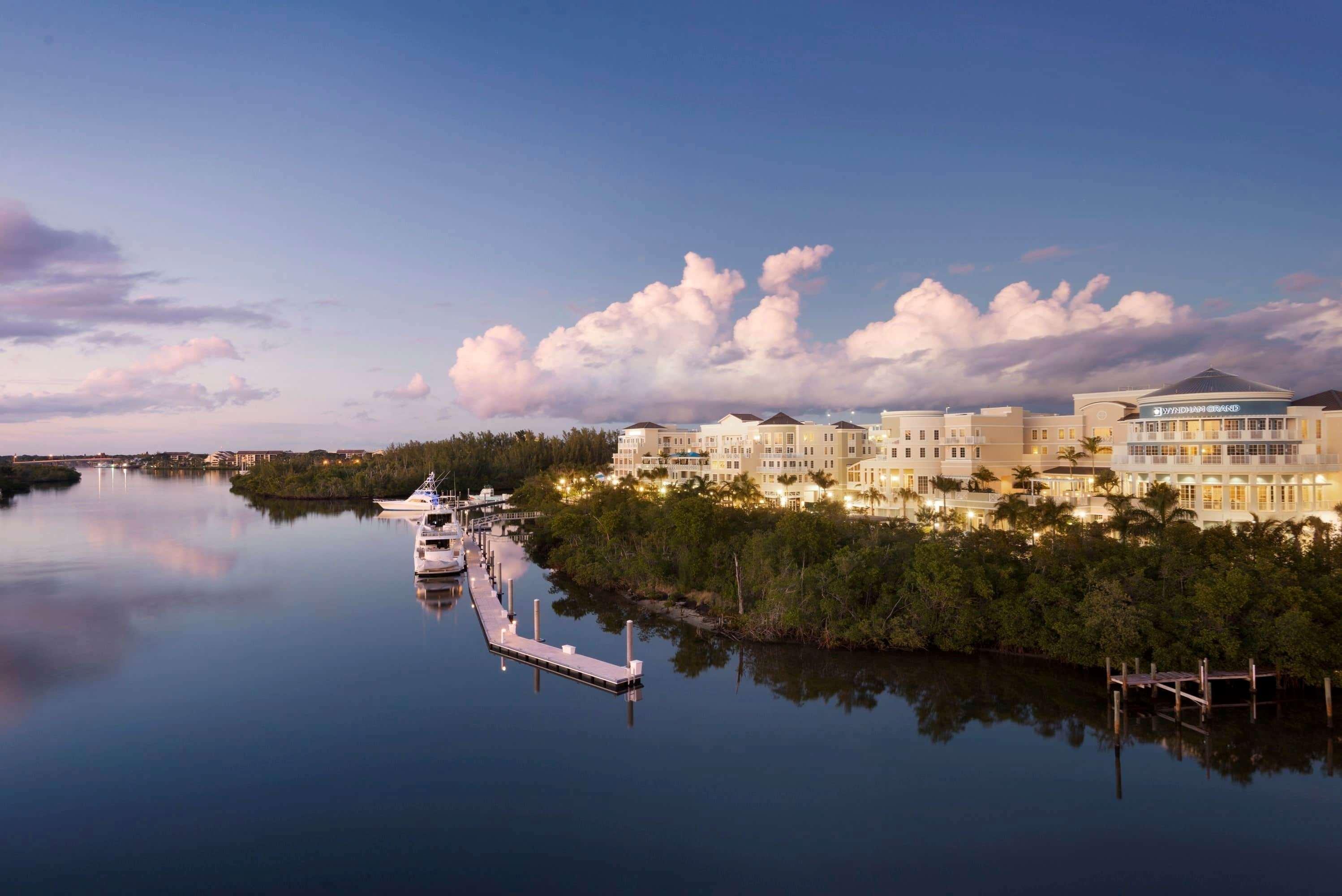 Wyndham Grand Jupiter At Harbourside Place Esterno foto